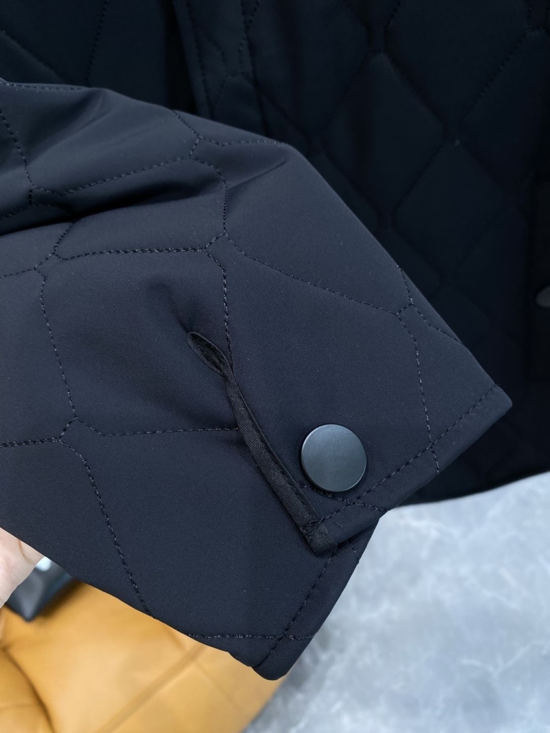 Bv*b*rry outwear
